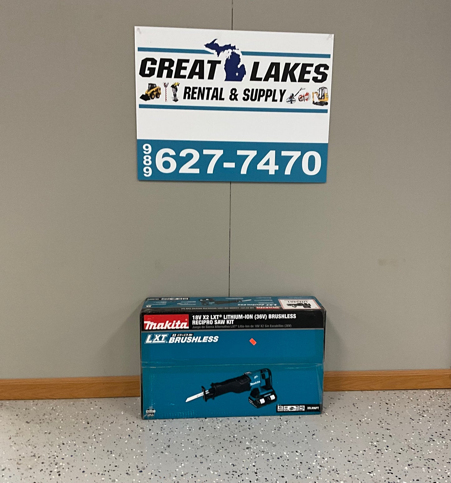 XRJ06PT Makita Recipro saw kit