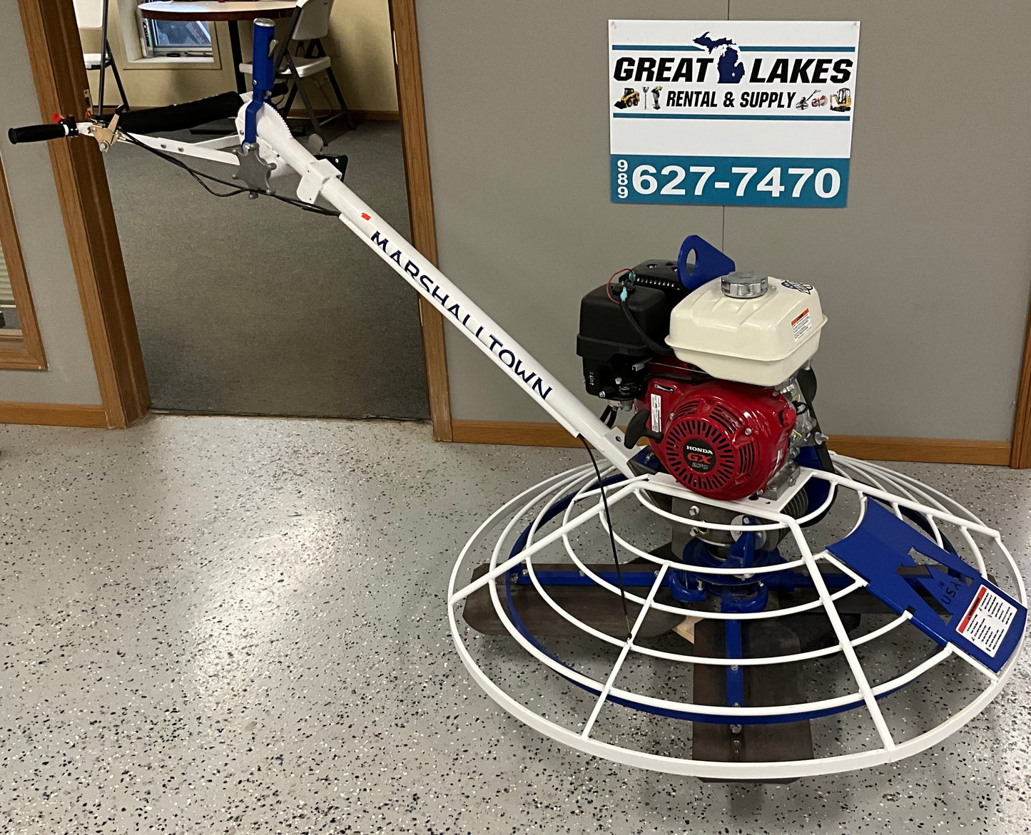 Power trowel 48"